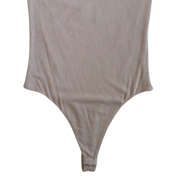 Superdown Revolve Bodysuit Top Halter Ribbed Stretch Open Back Size Medium Taupe - Picture 5 of 10